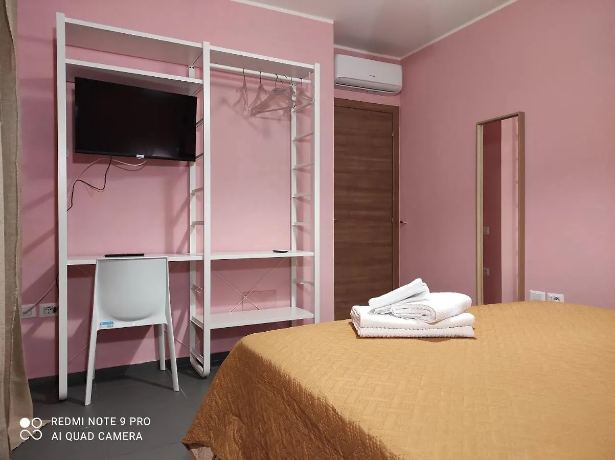 Hotel Bbnapl'Est Neapol