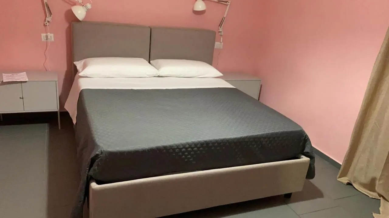 Hotel Bbnapl'Est Neapol Włochy