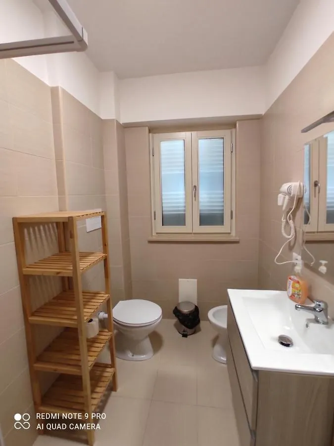 Hotel Bbnapl'Est Neapol Pensjonat